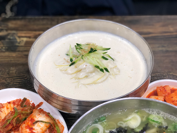 국이네칼국수와돈까스 사진 3