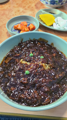 Gimsyepeujjamppong (김셰프짬뽕) 1