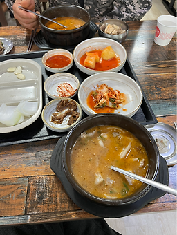 Byeolmisundaegukjeonmunjeom (별미순대국전문점) 2