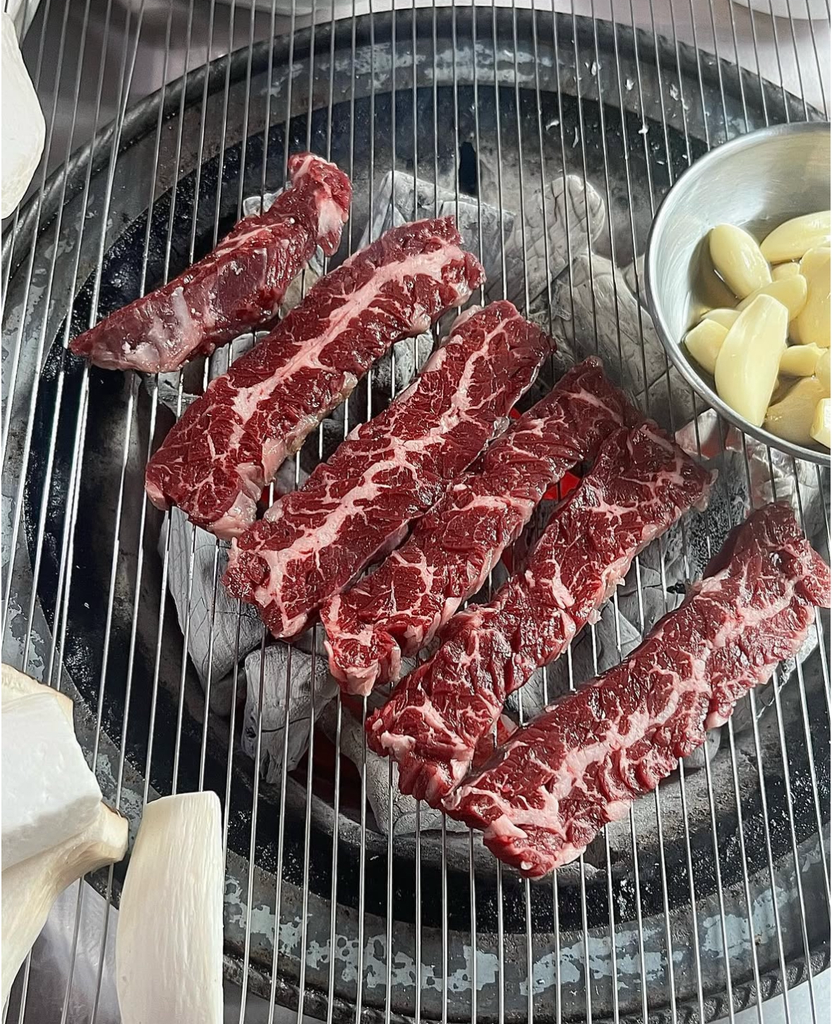 Hyeopdongsutbul (협동숯불) 2