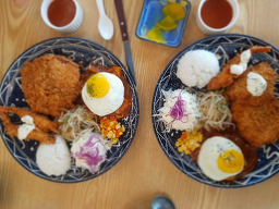 Dasidonkkaseu (다시돈까스) 1