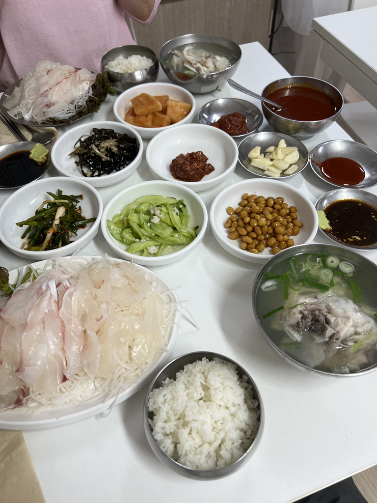 명물횟집 3