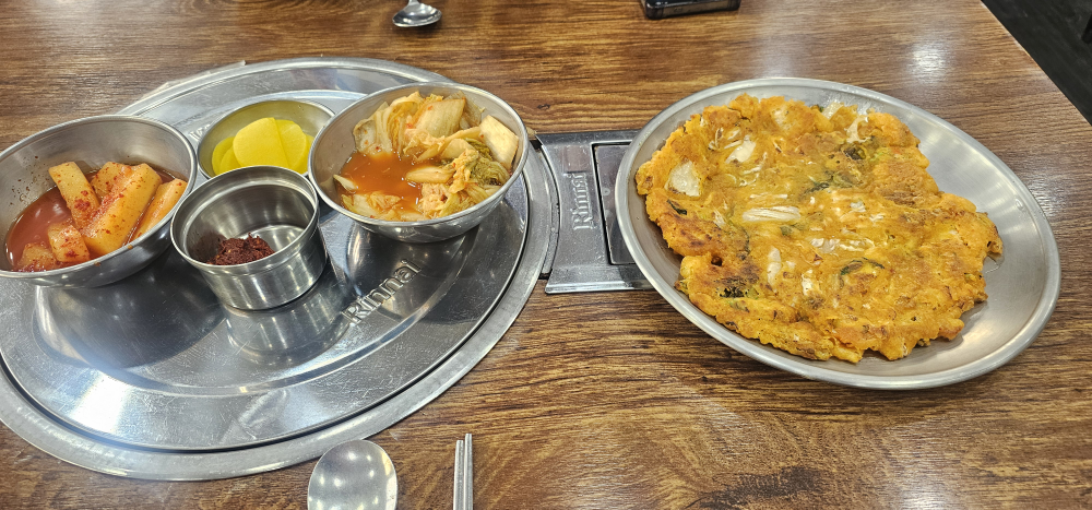 Dongdaemundakhanmari (동대문닭한마리) 2