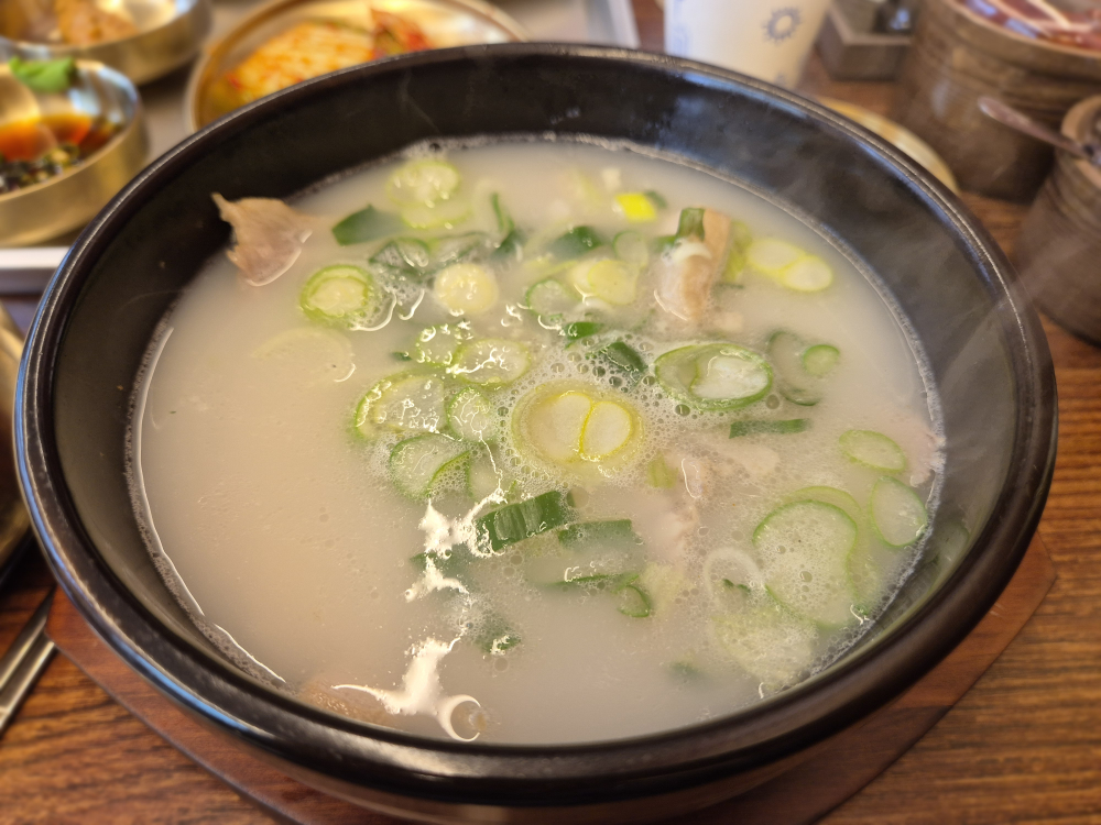 안녕돼지국밥 사진 4