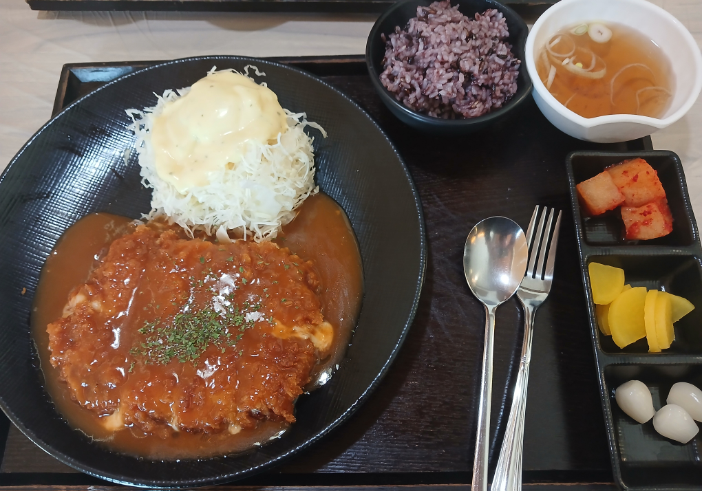 Cheongdam 4