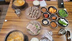 Gyeongseongsundaeguk (경성순대국) 3