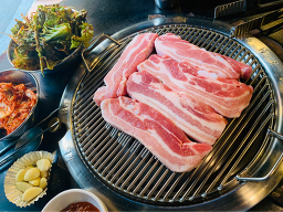 통통돼지 대표 사진