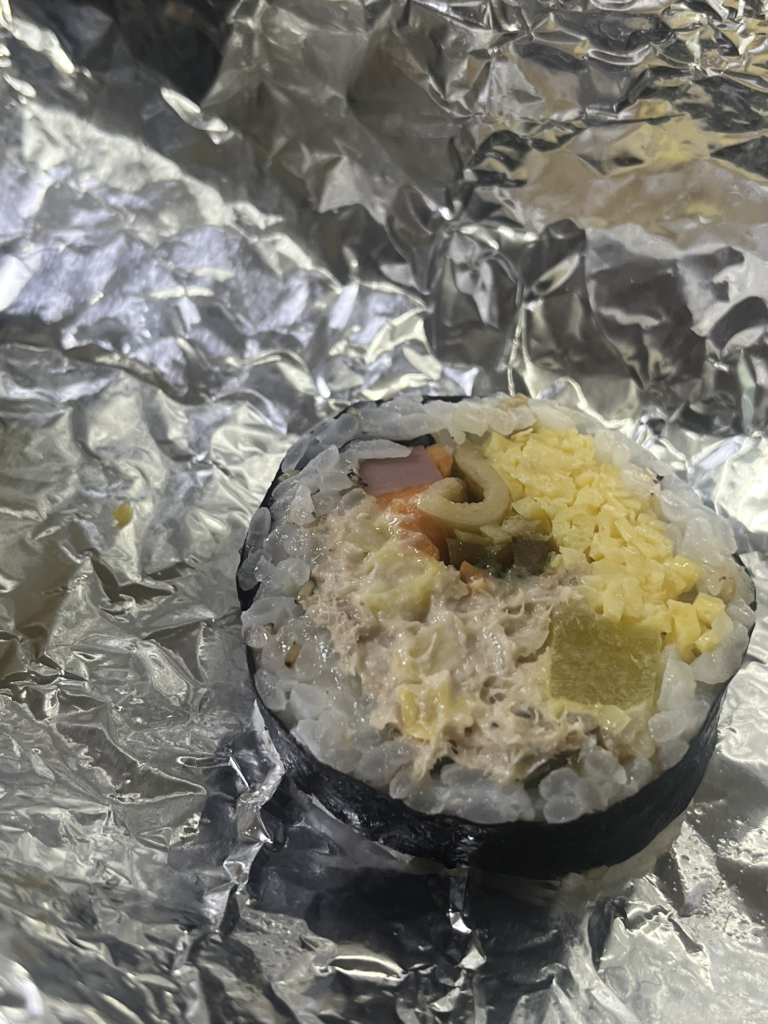 Gimbapsarangidaejeom (김밥사랑이대점) 2