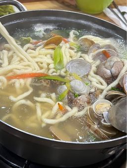 Yunganekalguksu (윤가네칼국수) 1