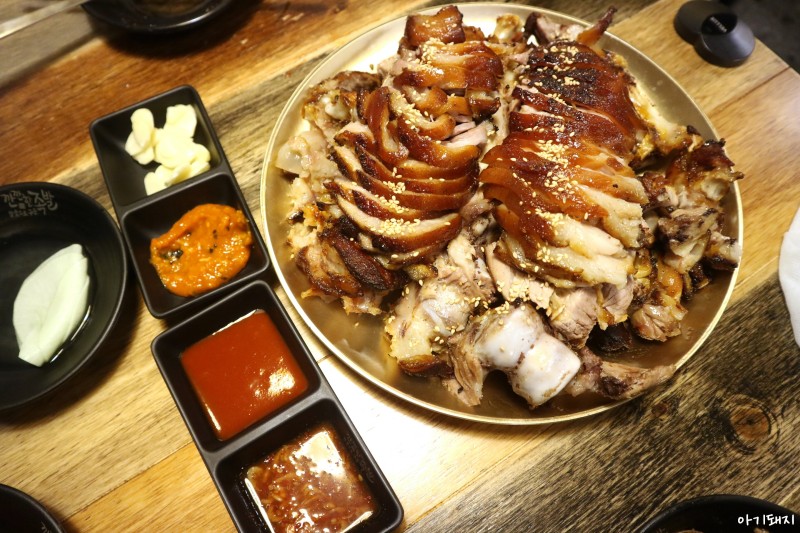 Kkankkanhanjokbal yeonsujeom (깐깐한족발 연수점) 1