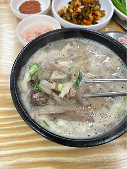 Tanbanggol chamsundae (탄방골 참순대) 1
