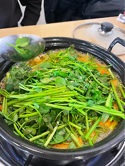 Deungchonsyabeukalguksu 4