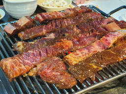 Hongneunggalbibonjeom (홍능갈비본점) 2