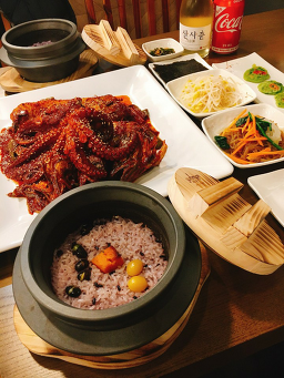 Hansangcharimkodarimyeongga (한상차림코다리명가) 2
