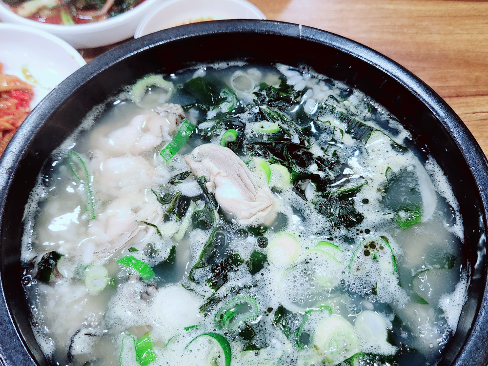 통영굴밥 신길본점 대표 사진