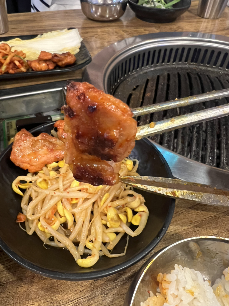 Igasutbuldakgalbi (이가숯불닭갈비) 1
