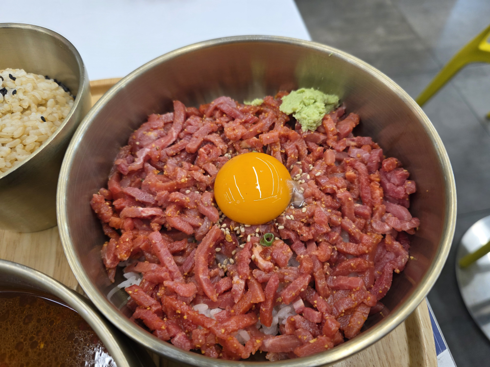 행복은간장밥 충무로점 사진 3