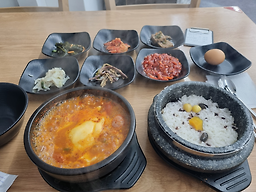 Bakganemyeonggasundubu (박가네명가순두부) 1