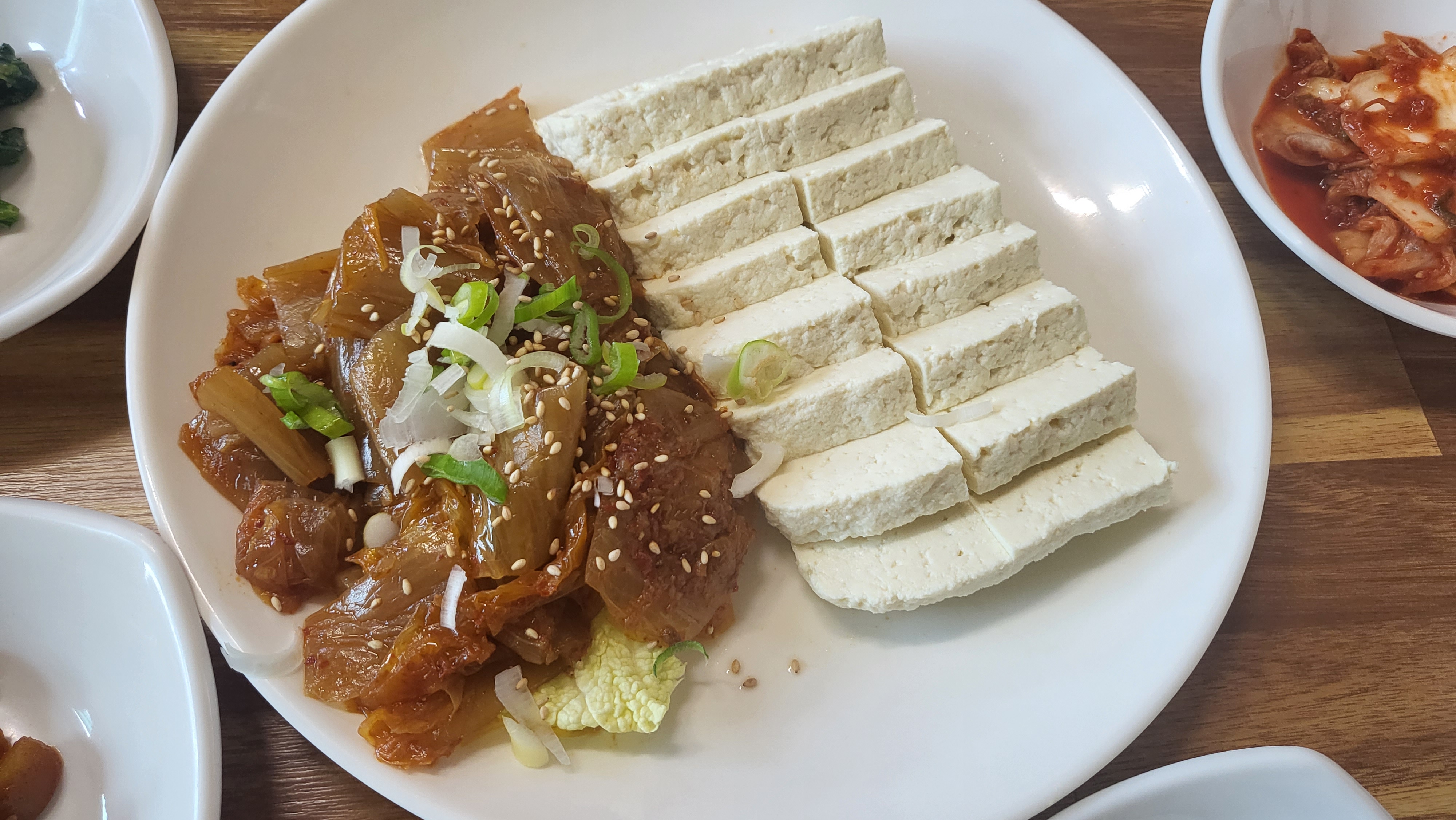 Dujaegogaesundubu (두재고개순두부) 3