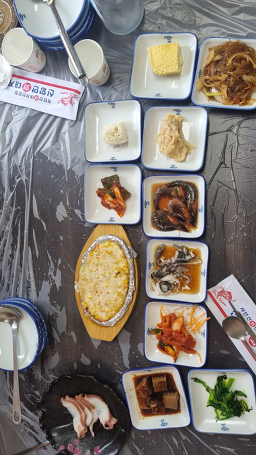 신항만횟집 2