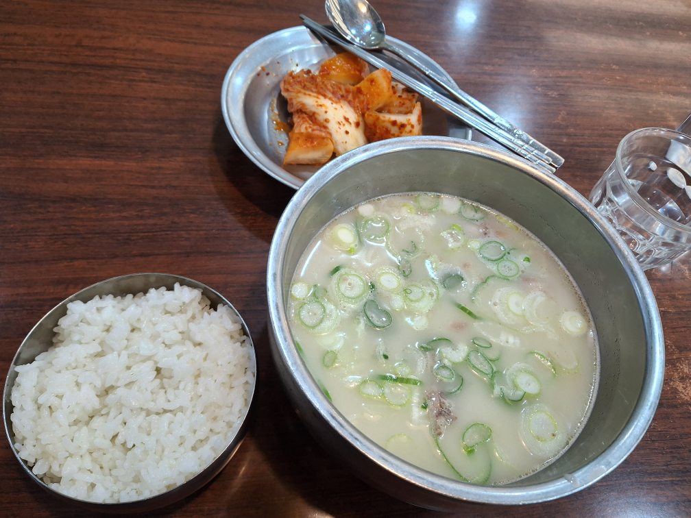 Sinseonseollongtang 4