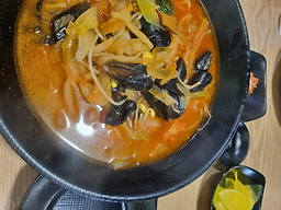 Hamjibak (함지박) 2
