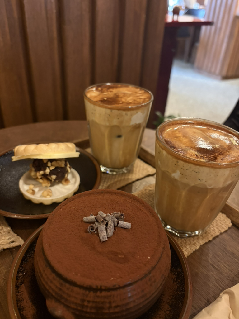 Keopibokneunyeoja (커피볶는여자) 1