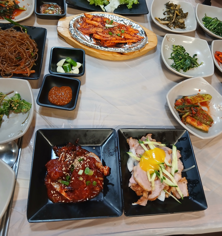 Pungryumadang (풍류마당) 1
