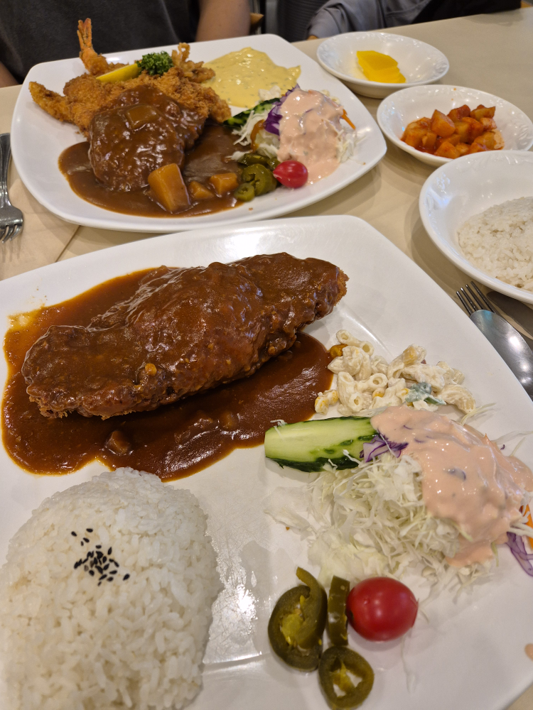 Iseunghakdonkkaseu (이승학돈까스) 2