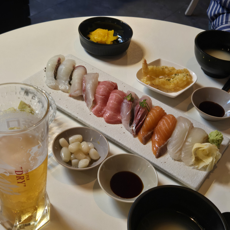 동주 사진 3