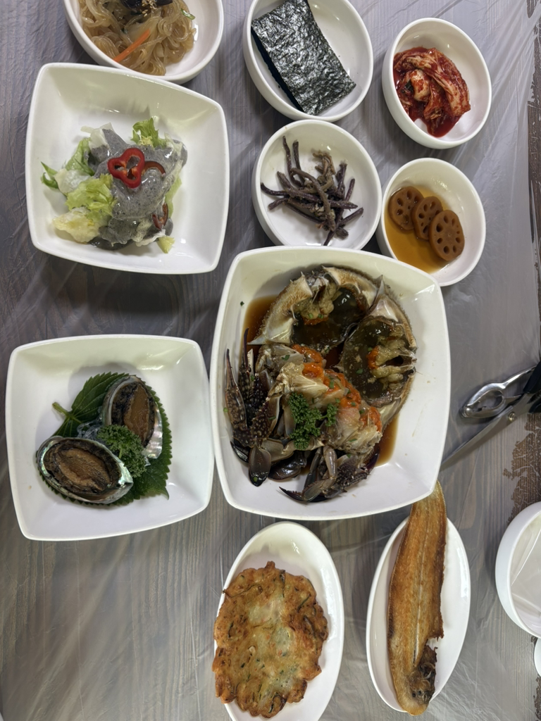 Jangseungmaeul (장승마을) 2