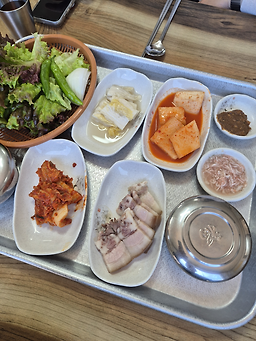 Matdeurigukbap (맛드리국밥) 1