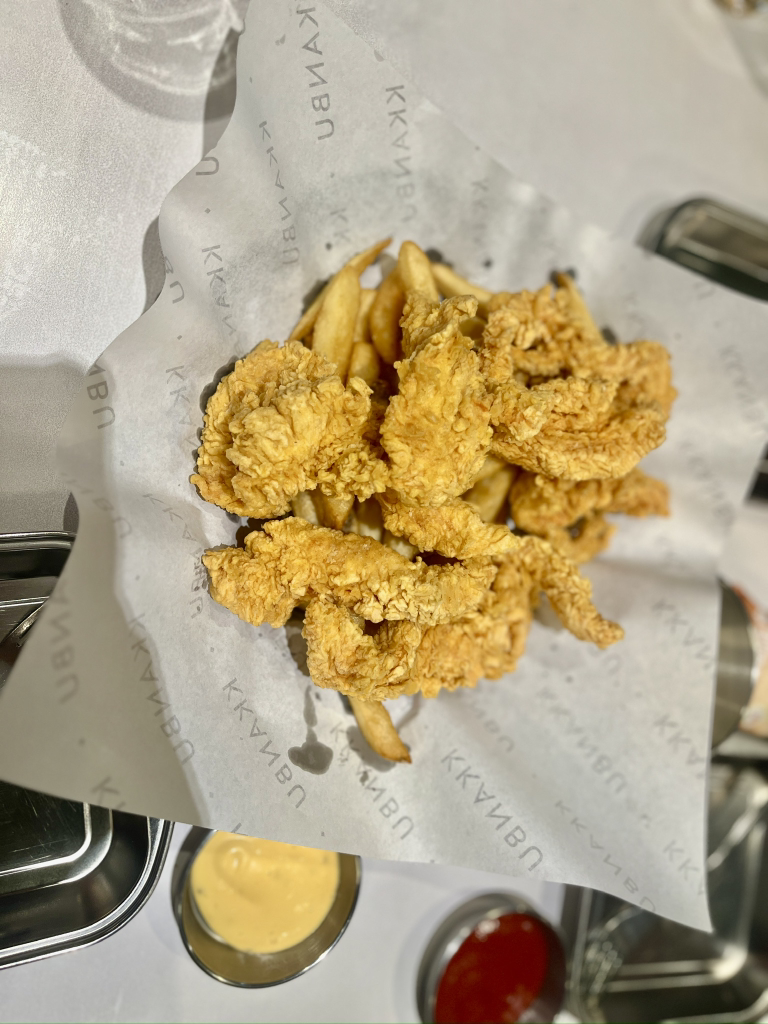 깐부치킨 교대점 대표 사진