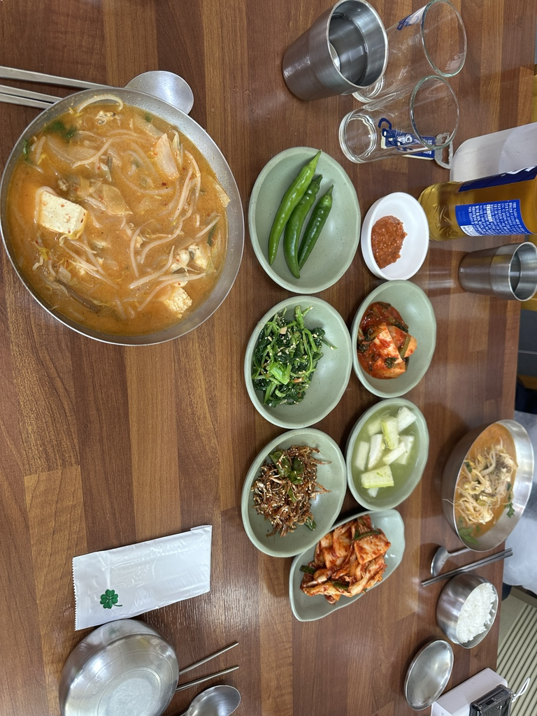 Yeongbinsikdang (영빈식당) 2