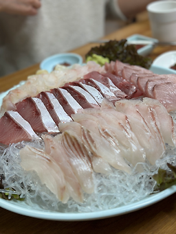 Gohyangilsik (고향일식) 2