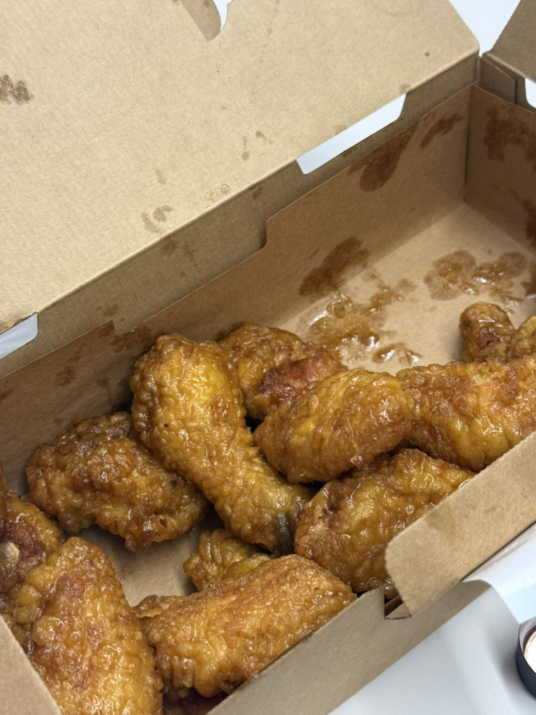 Gyochonchikin (교촌치킨) 2