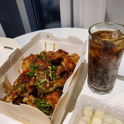 BHC치킨 서귀행복점 대표 사진