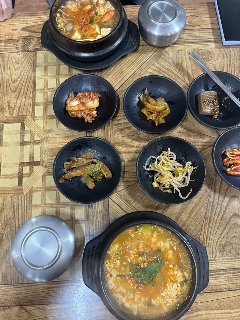 Sangolsondubu (산골손두부) 1