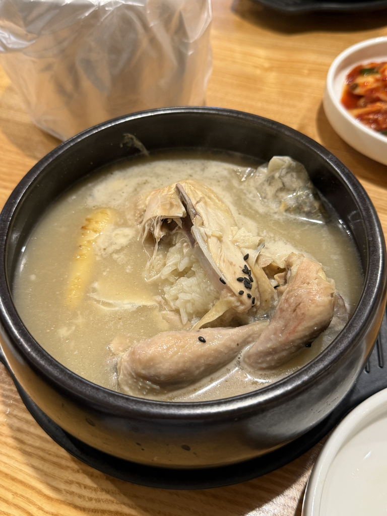 지호한방삼계탕 6