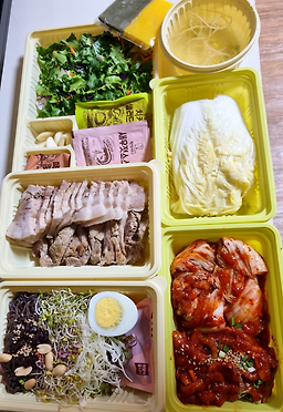 Wonhalmeonibossam (원할머니보쌈) 2