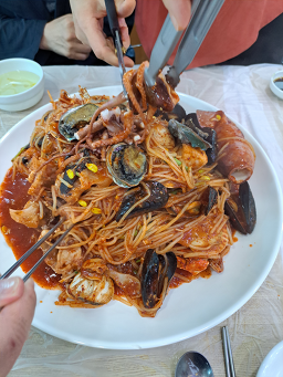 왱왱해물촌