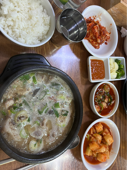 소문난 순대국 왕족발 사진 2