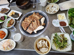 Idaegamsutbulchon (이대감숯불촌) 1