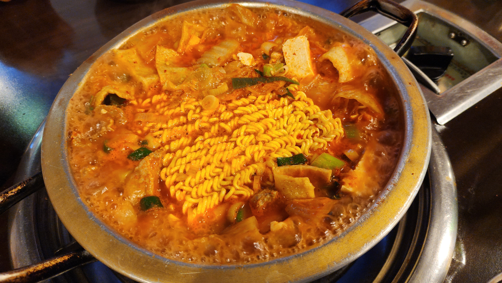 청담동장독대김치찌개 사진 3