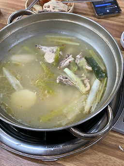 Gongreungdakhanmari (공릉닭한마리) 3