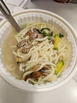 Songanebaji raksonkalguksu (손가네바지 락손칼국수) 1