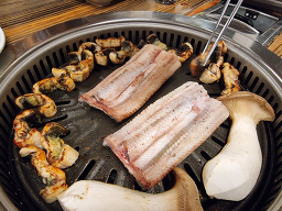 Chamjangeo (참장어) 1
