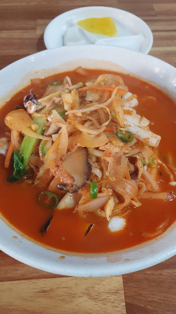 Chagajjamppong (차가짬뽕) 3