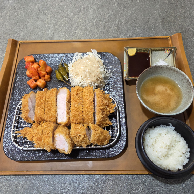 감츠 사진 3