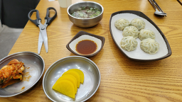 Suwansansuongmomiljip (수완산수옥모밀집) 3
